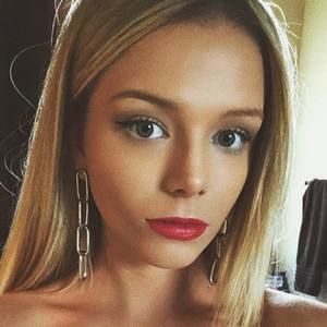 Meet your Posher, Isabella